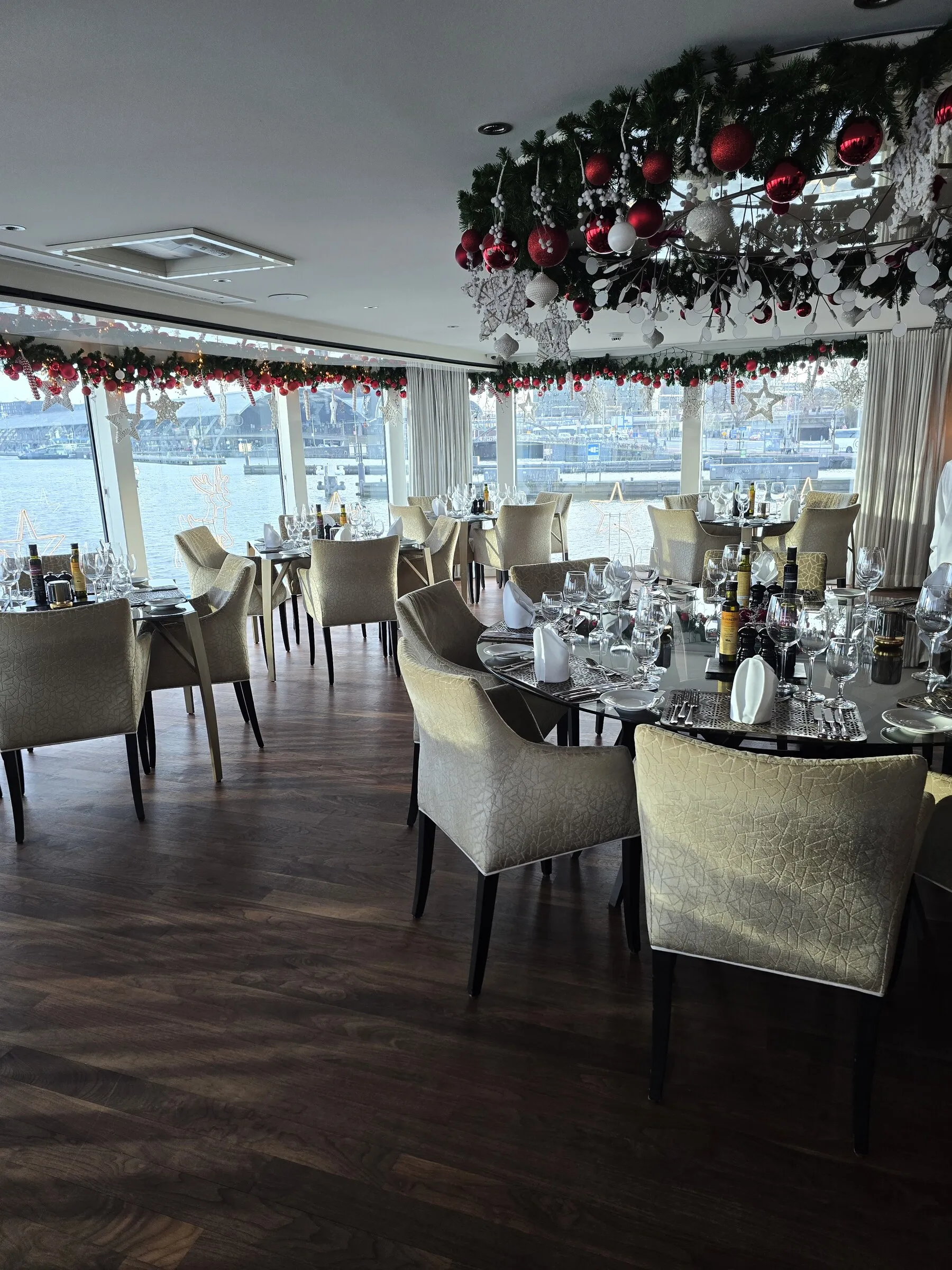 The warmly furnished lounge aboard AmaSiena